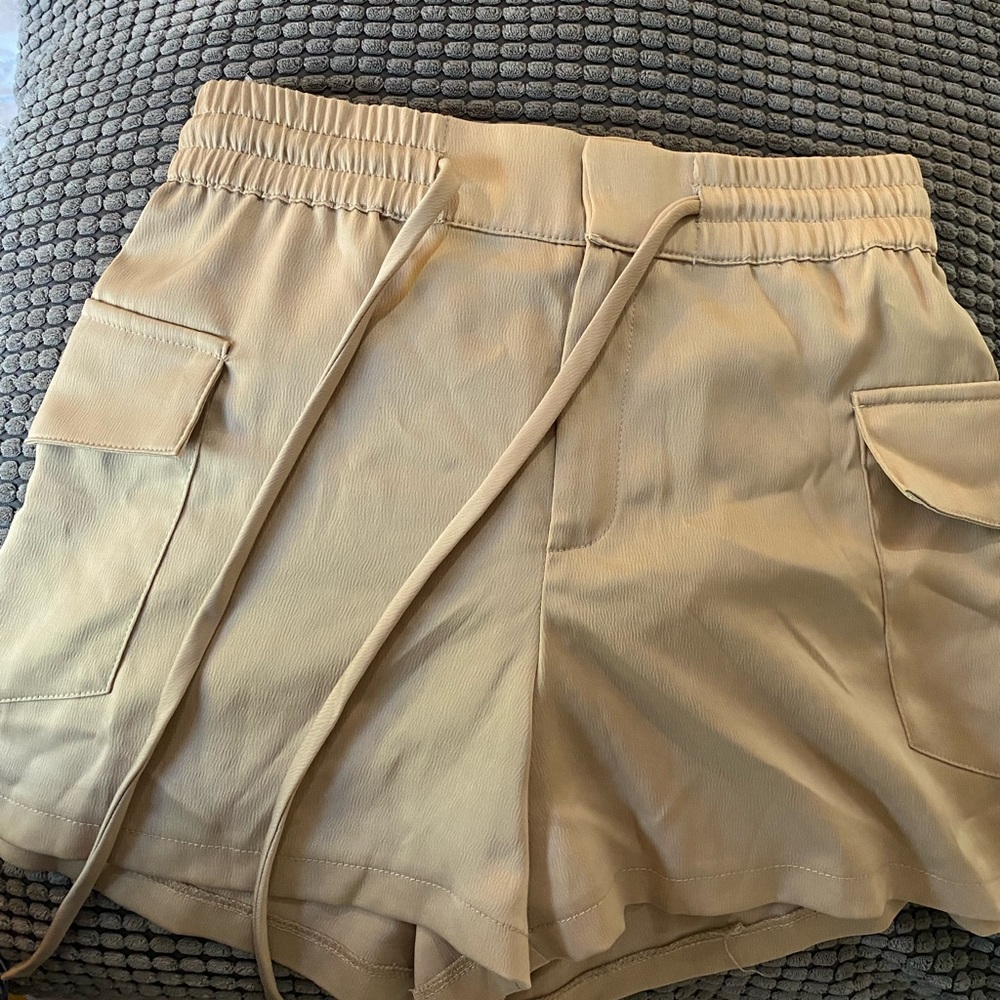 ZARA shorts xs